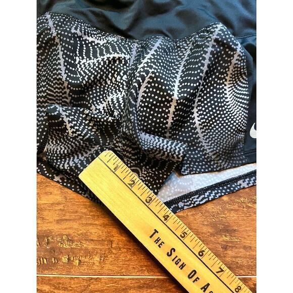 Nike Womens Pull On Casual Athletic Work Out Short Size M - Picture 3 of 6